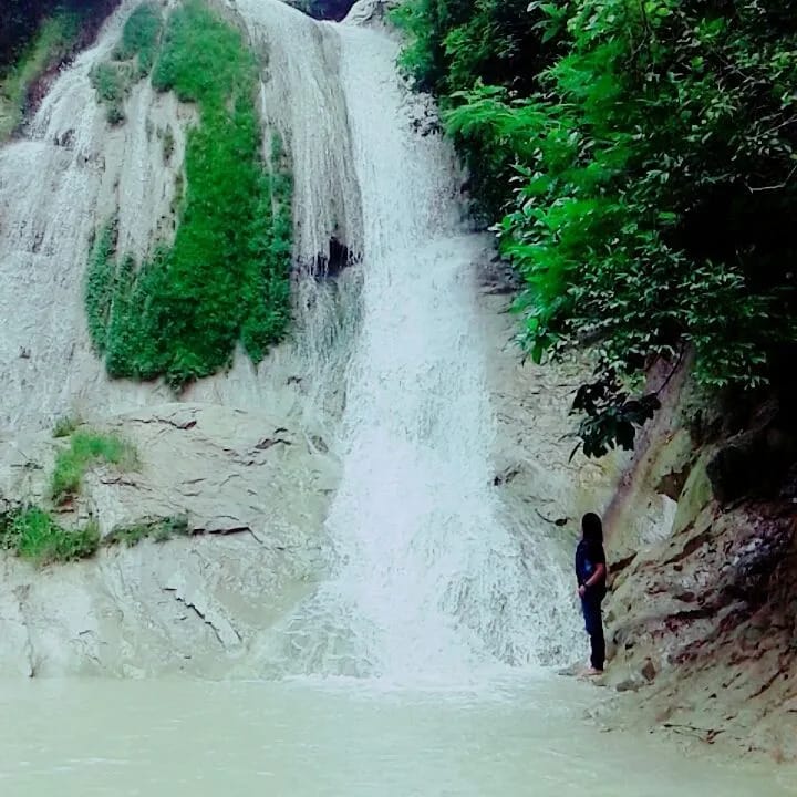 Air Terjun Bojonegoro