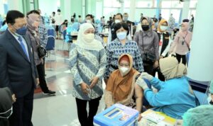 Gubernur Jawa Timur: Mudik Aman, Vaksin Booster Dulu