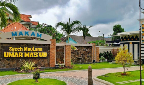 7 Wisata religi di Gresik yang bersejarah