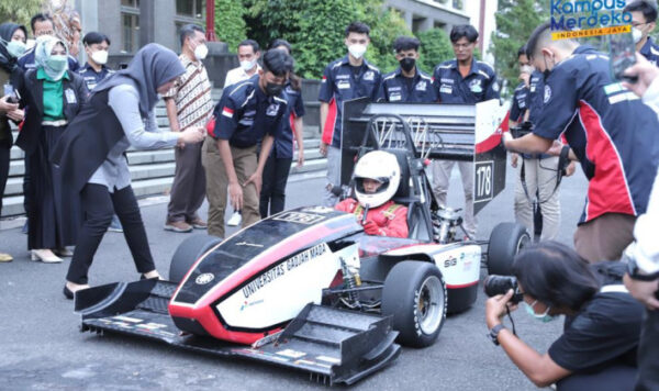 Mobil Formula bikinan mahasiswa UGM siap berkompetisi di FSN Belanda