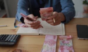 Cara cek nama penerima BLT BBM Rp 600.000 yang sudah dicairkan Pemerintah
