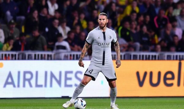 Ramos Kena Kartu Merah, Pelatih PSG: Dia Tidak Menghina Wasit