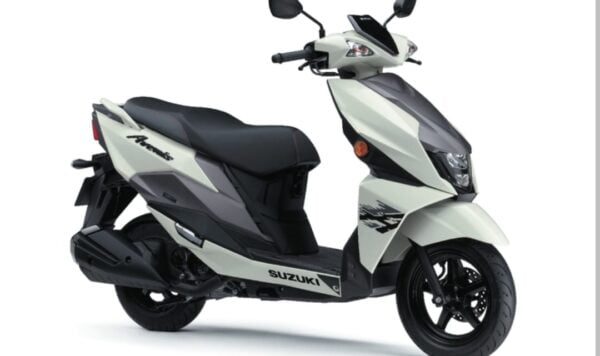 Spesifikasi Suzuki Matik Avenis 125, Unik Tutup Bensin di Jok Belakang
