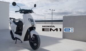 Honda Skuter Listrik EM1, Siap Meluncur Tahun Depan
