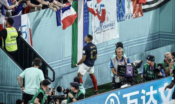 Bebas Dari Kutukan, Pelatih Prancis: Saya Tidak Khawatir