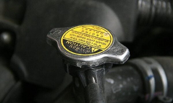 4 Tanda Tutup Radiator Rusak, Perlu Segera Diperbaiki