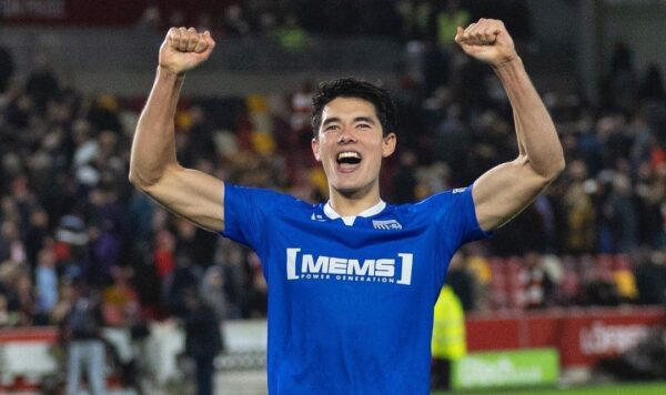 Elkan Baggot Cetak Gol, Bawa Gillingham FC Bertemu Leicester City