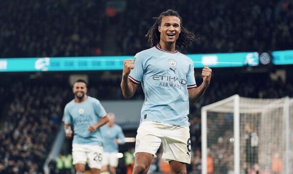 Nathan Ake Jalani Pertandingan Aneh tapi Bagus