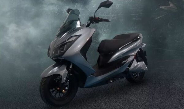 Spesifikasi Uwinfly X6 2000 Watt, Perpaduan PCX dan NMAX