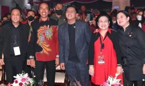 Megawati Kasihan Kepada Jokowi, Ini Respon Relawan Jokowi