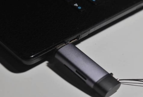 Cara Menampilkan File Tersembunyi di Flashdisk