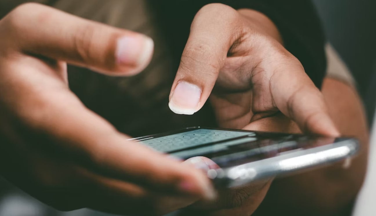 Mencari Sumber Air Lewat HP