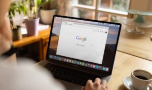 Cara Menghapus Penelusuran Google di Android, iPhone, Laptop dan iPad