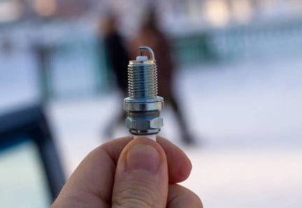 Cara Mengatasi Busi Mobil Mati