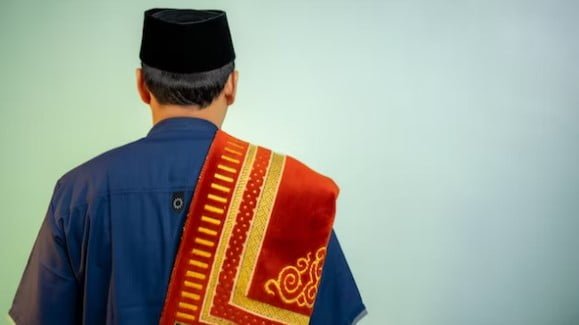 Bacaan Doa Qunut Subuh Sendirian