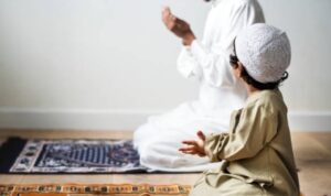 Bacaan Doa Qunut Sendiri Singkat, Ketahui Versi Panjangnya