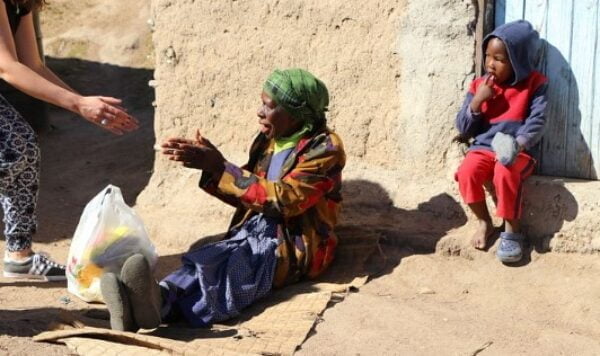 Nilai Sedekah di Bulan Ramadhan, Penuh Manfaat