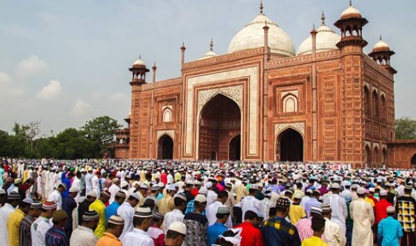 Sholat Idul Fitri Jam Berapa? Berikut Penjelasan Rincinya