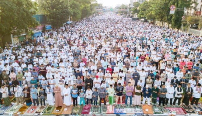 Kebaikan dan Manfaat Sholat Idul Fitri