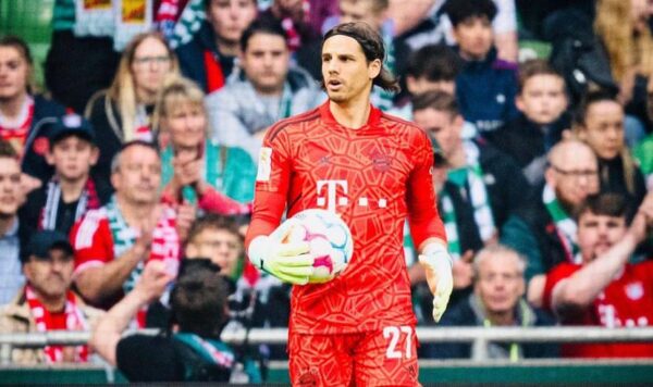 Yann Sommer mengecilkan pembicaraan transfer