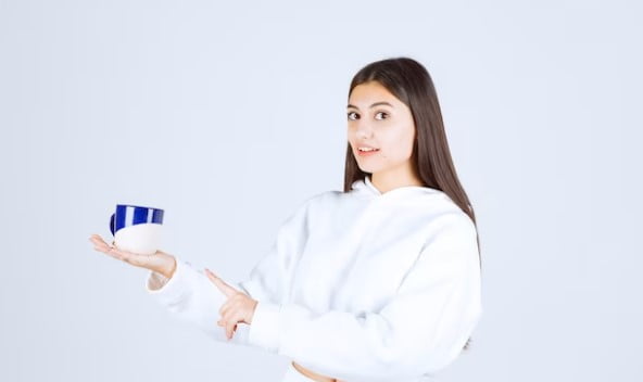 Merek Produk Pemutih Selangkangan Terbaik yang Aman untuk Kulit Sensitif