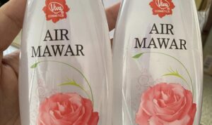 3 Trik Hebat Memanfaatkan Air Mawar Viva demi Kulit Bebas Jerawat!