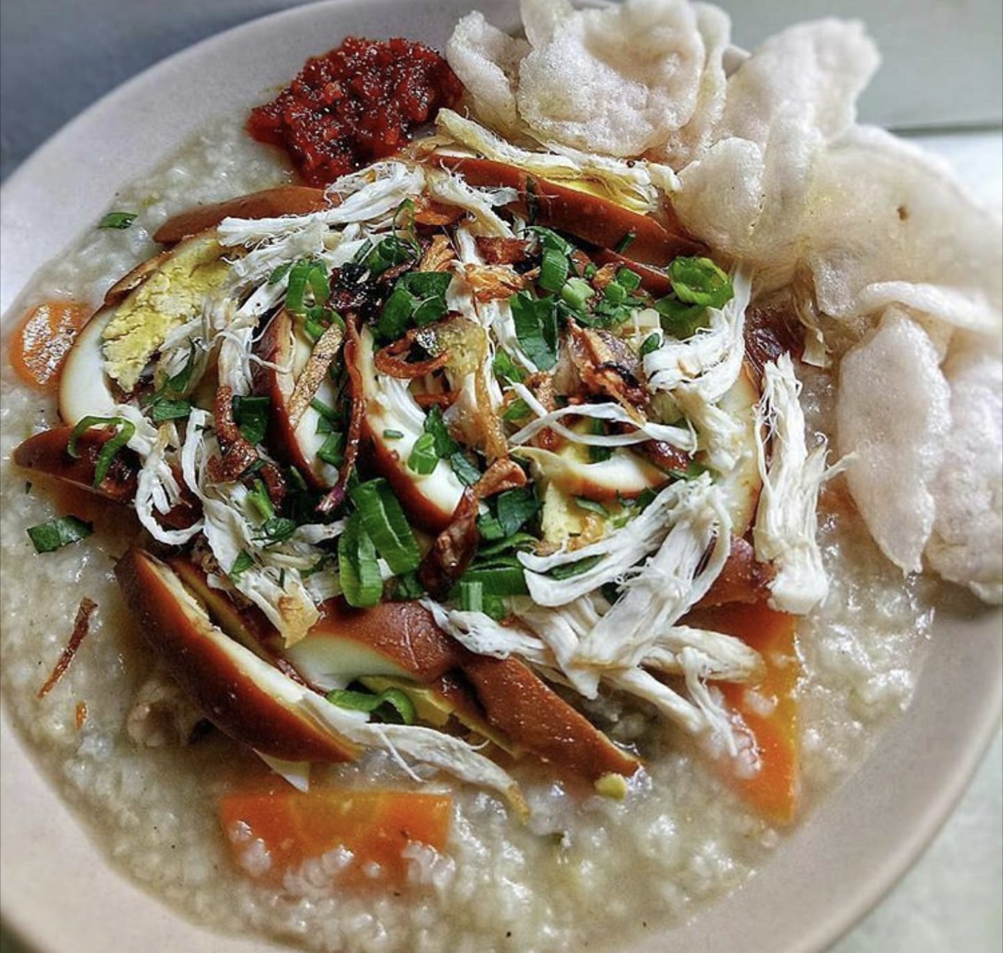 4 Manfaat Tersembunyi Bubur Sop Ayam Kuliner Khas Cirebon yang Bikin Lidah Bergoyang! Nomor 3 Luar Biasa!