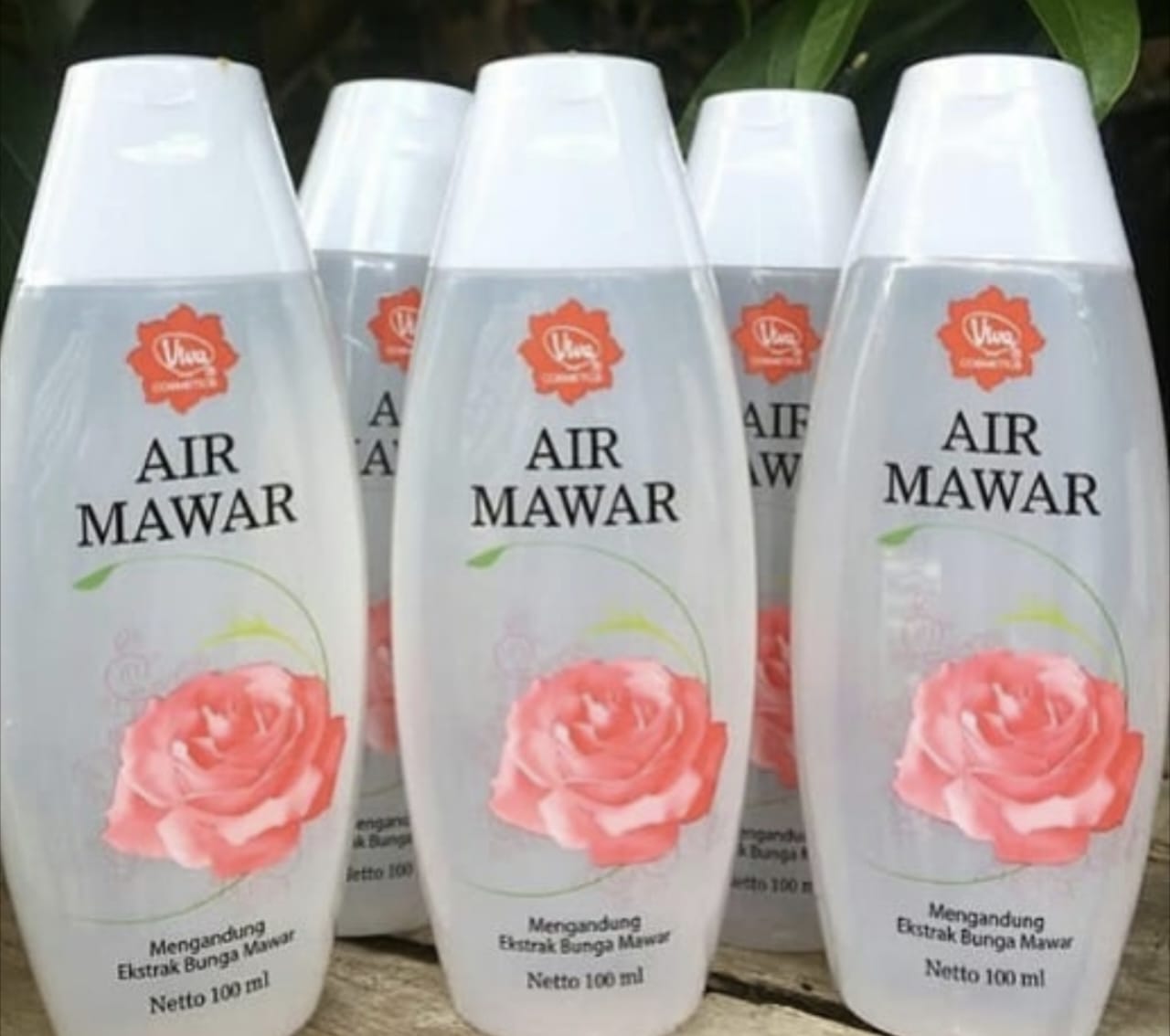 4 Tahapan Mudah Menggunakan Air Mawar VIVA! Simak Triknya Agar Kulit Wajah Makin Bersinar dan Lebih Glowing Sepanjang Hari