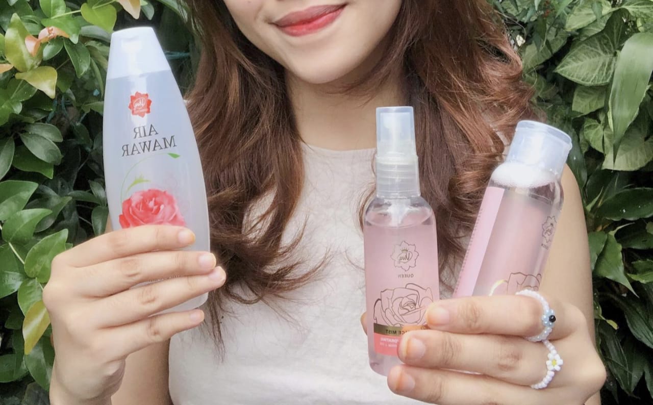 7 Rahasia Menggunakan Air Mawar Viva Sebelum Tidur untuk Mendapatkan Wajah yang Selalu Bersinar, Sehat, dan Cantik Abadi! Kamu Wajib Coba yang ke-4!