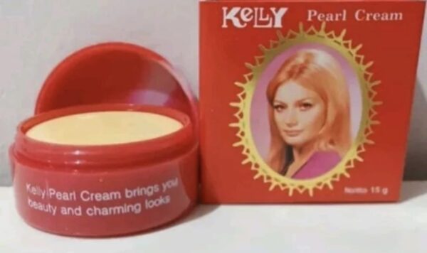 Begini Cara Sempurna Menggunakan Bedak Kelly Agar Wajahmu Cerah Bersinar Siang dan Malam