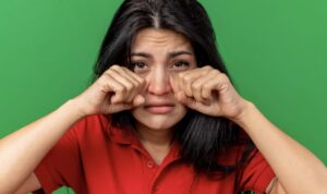 Cara Efektif Mengatasi Mata Panda dalam Waktu Singkat