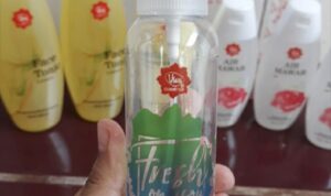 Ciptakan Wajah Bercahaya Saat Bangun Pagi dengan 4 Langkah Mudah Sebelum Tidur! Rahasia Terletak pada Penggunaan Air Mawar Viva