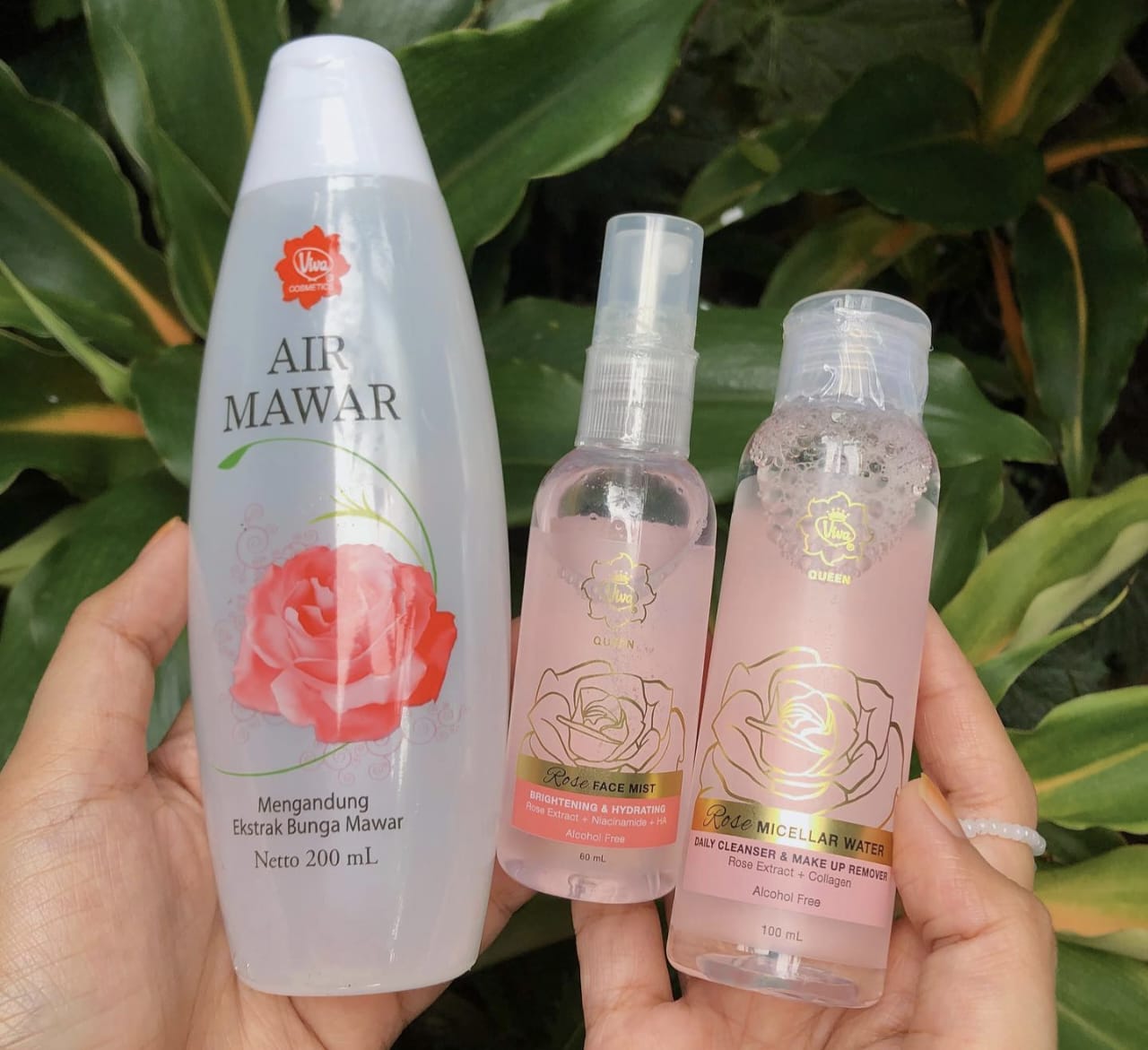 Dapatkan Cahaya Kulit Alami! 6 Trik Bikin Toner dari Air Mawar Viva dan Lemon. Wajah Iridescentmu Akan Selalu Berseri!