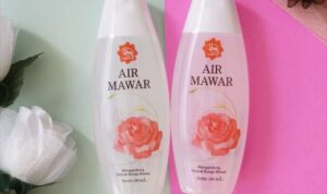 Hilangkan FLEK HITAM dengan Cepat! Rahasia Campuran Air Mawar Viva dan Lidah Buaya yang Ampuh Mengatasi Masalah Kulitmu!