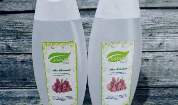Inilah 5 Pilihan Terbaik Air Mawar atau Rose Water yang Akan Mencerahkan Kulitmu dan Membuatnya Bersinar Seperti Kilauan Permata!