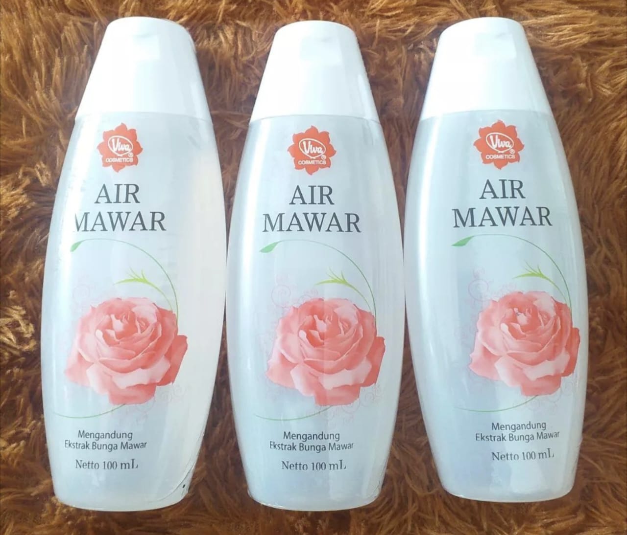 Inilah Trik Simpel Memanfaatkan Air Mawar Viva untuk Mengatasi Kantung Mata, Mencerahkan Kulit Kepala, dan Kuku Kuat!