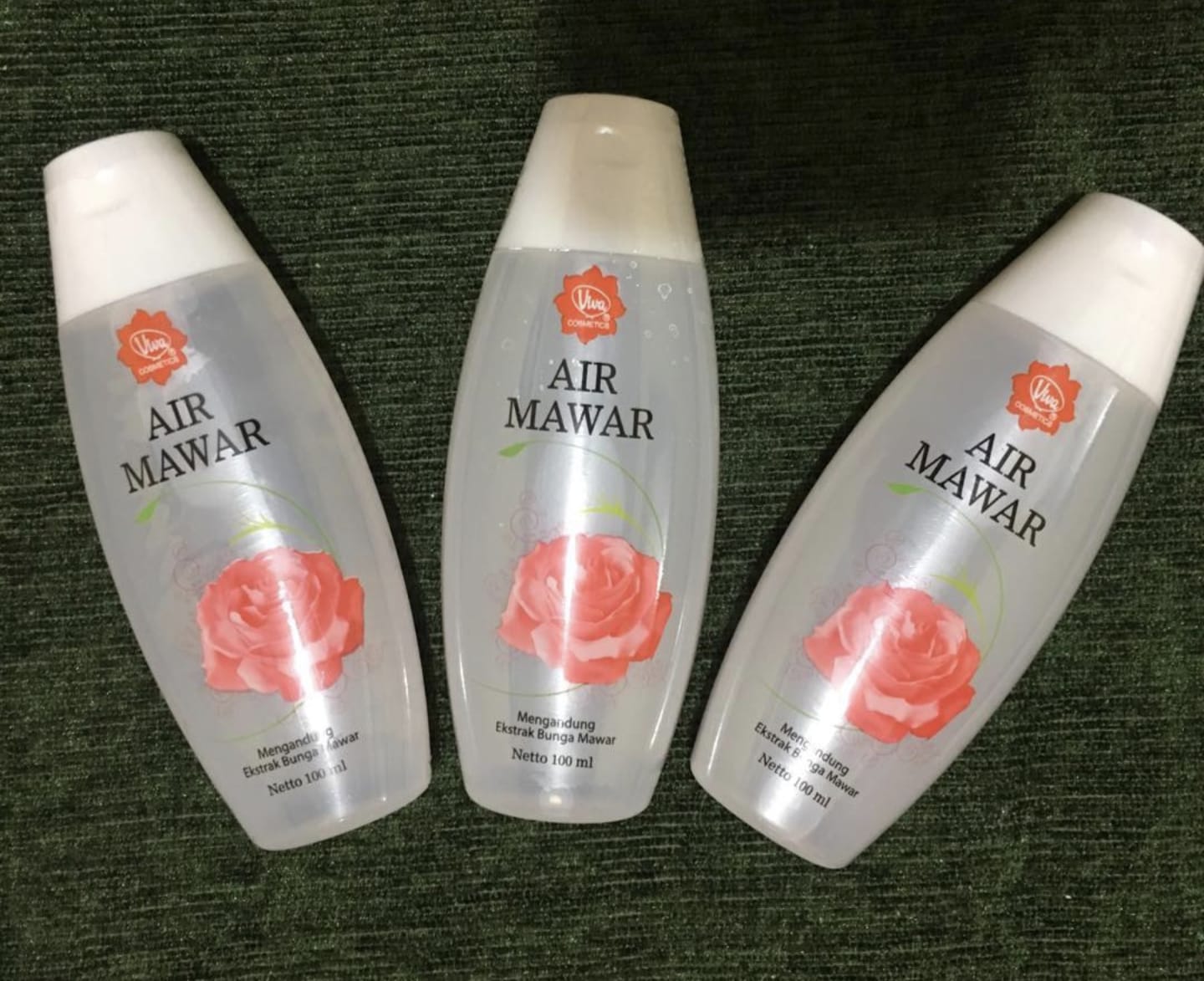 Mempesona di Usia 40-an Rahasia Kulit Segar dengan Air Mawar Viva dan Sentuhan Dapur Sebelum Tidur!
