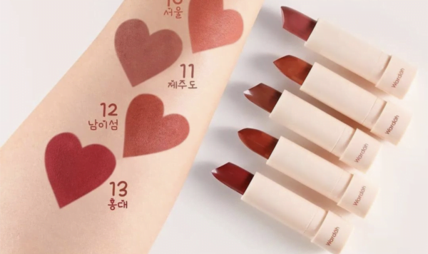 Mengintip 7 Warna Lipstik Wardah yang Bisa Bertahan di Bibir Selama 12 Jam! Penampilan Akan Makin Memukau!