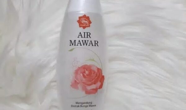 Rahasia Mendapatkan Wajah Seperti Artis Korea dengan Sentuhan Air Mawar Viva yang Terinspirasi Baby Oil! Temukan Caranya di Sini!