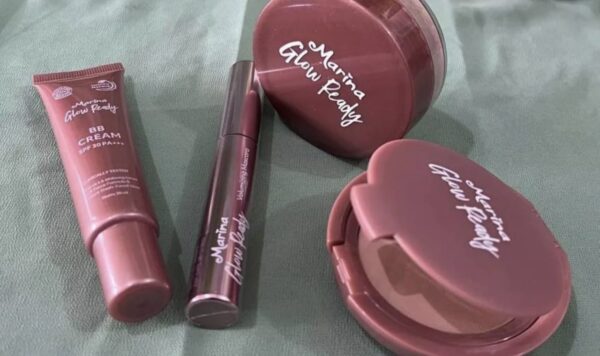 Rahasia Wajah Bersinar dengan Marina Glow Ready Two Way Cake: Panduan Penggunaan yang Tepat