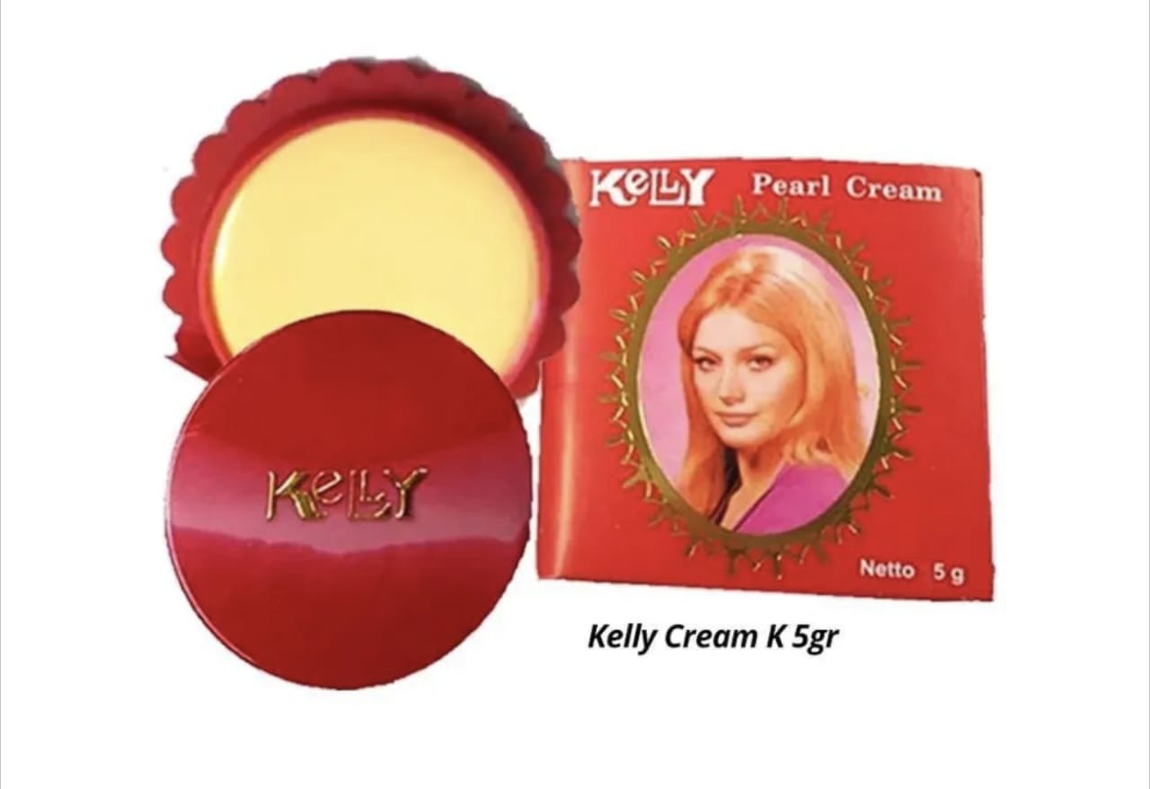 Tips Memakai Bedak Kelly Agar Tahan Lama Simak 6 Triknya!