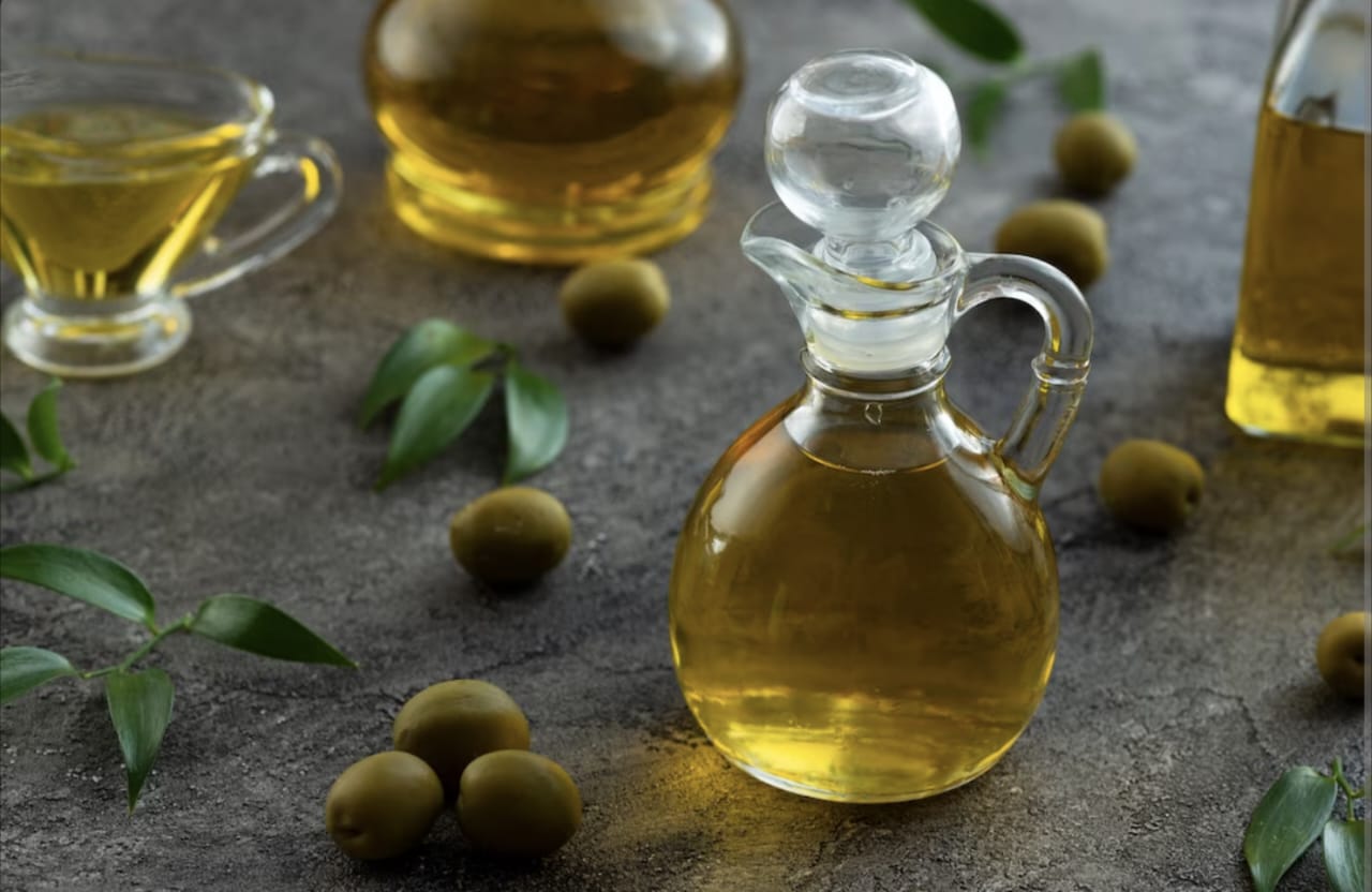 Tips Rahasia Wajah Mulus, Cerah, dan Kencang di Usia 40 Tahun dengan Minyak Zaitun dan Papaya Solusi Terbaik untuk Tetap Awet Muda!