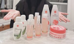 Trik Efektif Memanfaatkan Air Mawar Viva untuk Hasil Muka yang Putih Cerah dan Lebih Mulia Selamanya! Kamu Wajib Tahu Tekniknya!