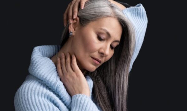 Trik Kilat Menghilangkan Uban dengan 4+ Bahan Alami! Hasilnya Mengejutkan, Rambut Anda Akan Kembali Hitam Seperti Remaja!