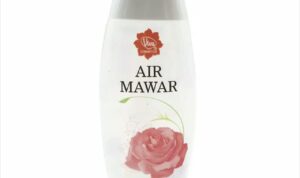 Trik Membuat Bahan Alami Dari Air Mawar Viva yang Akan Membuat Wajahmu Berkilau Dan Glowing Sepanjang Hari!