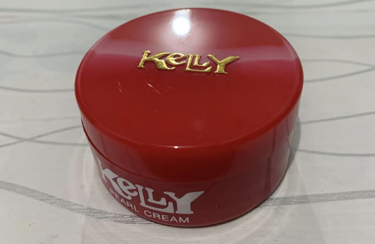Trik dan Panduan Memutihkan Kulit Wajah dengan Bedak Kelly 7 Fakta Menarik yang Harus Kamu Ketahui!