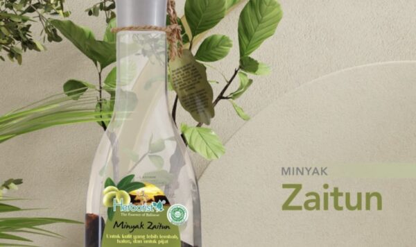 2 Langkah Mudah Menggunakan Minyak Zaitun Herborist untuk Mengatasi Flek Hitam Sebelum Tidur, Membuat Wajah Putih dan Terlihat Awet Muda!