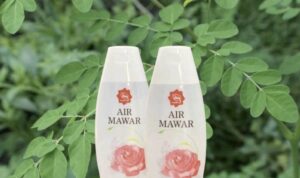 4 Cara Efektif Menggunakan Masker Air Mawar Viva dan Daun Kelor untuk Menghilangkan Flek Hitam, dengan Bonus Wajah Putih dan Glowing!