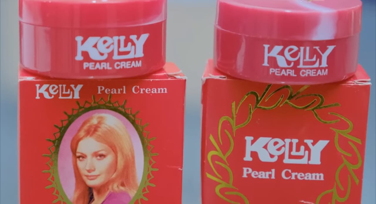 4 Tips Penggunaan Bedak Kelly Agar Tidak Cepat Luntur dan Tahan Seharian, Pelajari Triknya di Sini