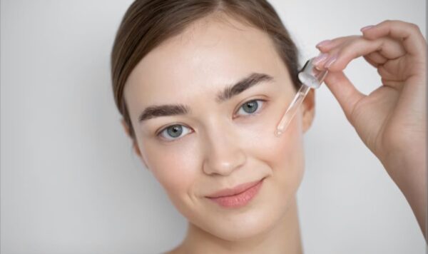7 Keunggulan Luar Biasa dari Penggunaan Serum untuk Perawatan Kecantikan Wajah
